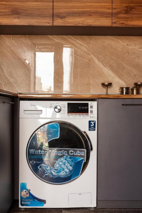 Veli Group Apartment In Old City Kutaisi Bagian luar foto